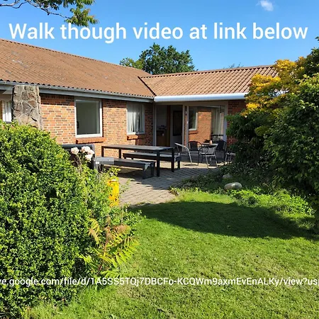 Casa vacanze Central Microflat, Free Parking, Garden Bbq, Legohouse, Legoland, *